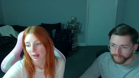 Snapshot of red_firesquirt chatting on 01.15.25 Red -  online show from 01.15.25