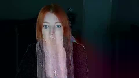 Snapshot of red_firesquirt chatting on 02.07.25 Red -  online show from 02.07.25