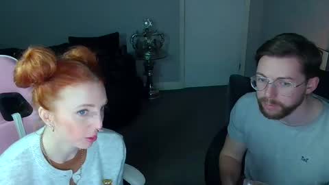 Snapshot of red_firesquirt chatting on 02.09.25 Red -  online show from 02.09.25