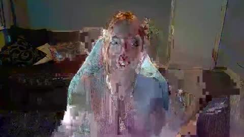 Red -  online show from 11.30.25