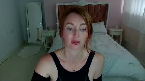 Snapshot of red_firesquirt chatting on 07.14.26 Red - online show from 07.14.26