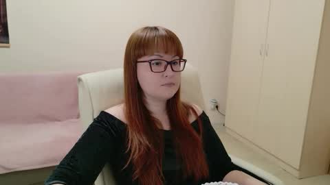 Snapshot of red_fox777 chatting on 12.04.25 Lisa online show from 12.04.25