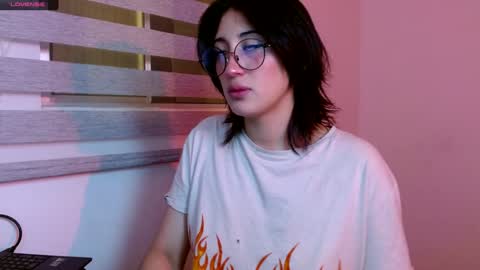 IG   OF red moonn online show from 12.16.24