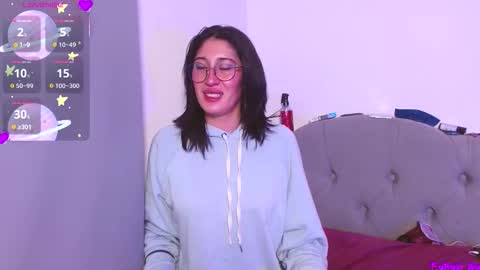 IG   OF red moonn online show from 09.12.25