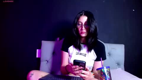 IG   OF red moonn online show from 12.18.25