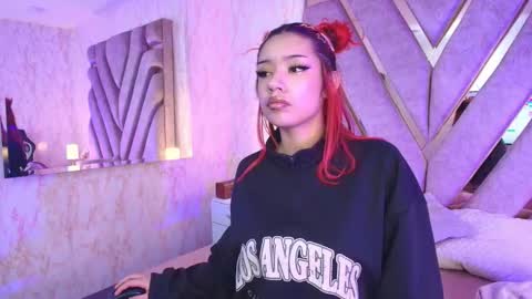 Snapshot of red_pandaa chatting on 11.16.25 red_pandaa online show from 11.16.25