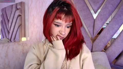 Snapshot of red_pandaa chatting on 12.14.25 red_pandaa online show from 12.14.25