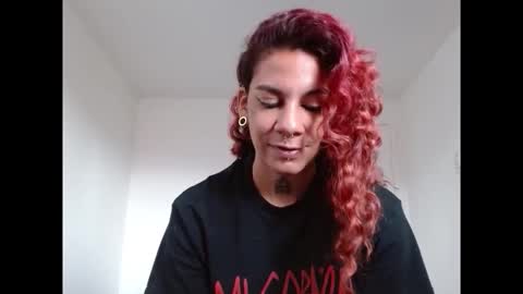 Snapshot of red_savage_ chatting on 03.05.26 Instagram Valerie yourdream online show from 03.05.26