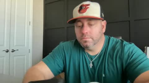 Snapshot of redbull1414 chatting on 11.15.25 RedBull online show from 11.15.25