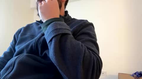 Snapshot of redchallenge chatting on 12.14.25 Redchallenge online show from 12.14.25