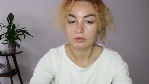reddgirll online show from 01.26.25