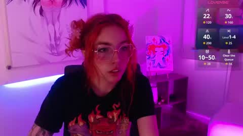Snapshot of redgirrl_77 chatting on 07.28.26 Mere online show from 07.28.26