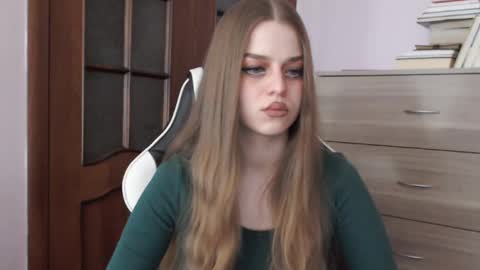 Lily online show from 02.13.26