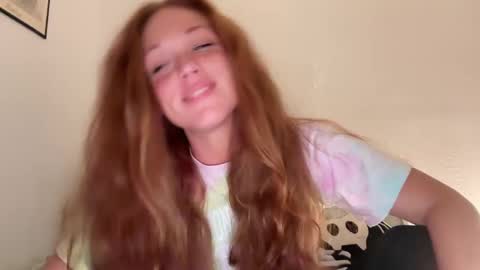 Redheaded Fox online show from 03.01.25