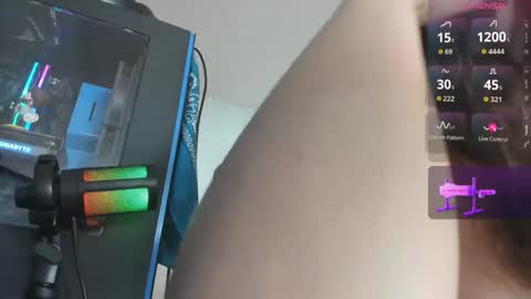 Snapshot of redjina_angel chatting on 10.02.25 Redjina online show from 10.02.25