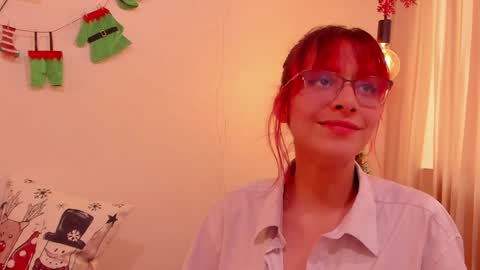 Snapshot of redmeloddy chatting on 12.10.24 Meloddy online show from 12.10.24