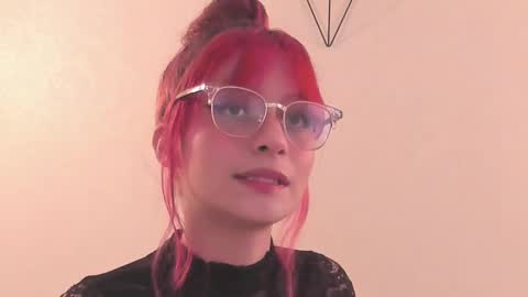 Snapshot of redmeloddy chatting on 03.01.25 Meloddy online show from 03.01.25