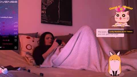 Snapshot of redyari chatting on 03.01.25 Red online show from 03.01.25