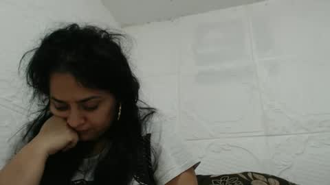 Snapshot of reeapassion chatting on 01.09.25 Reea online show from 01.09.25