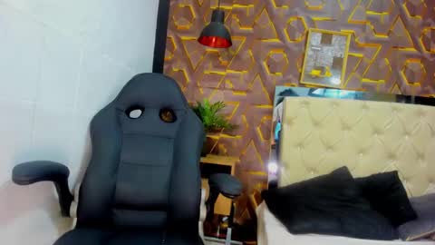 reed_kitty online show from 12.02.25