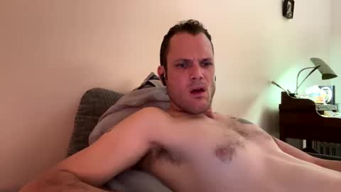 Snapshot of reed_thomas chatting on 11.19.25 Reed Thomas online show from 11.19.25