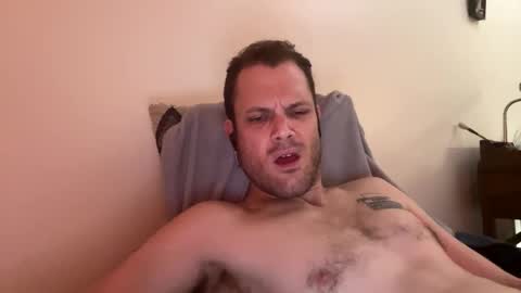 Snapshot of reed_thomas chatting on 11.29.25 Reed Thomas online show from 11.29.25