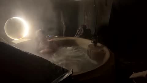 Snapshot of reeferleefer chatting on 03.17.26 Lee online show from 03.17.26