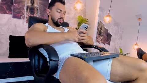 Regan online show from 12.02.25