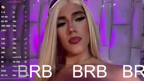 Snapshot of regiina_doll chatting on 02.21.26 regiina_doll online show from 02.21.26