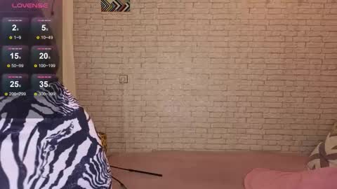 Snapshot of reginahawkinss chatting on 01.13.26 ReginaHawkinss online show from 01.13.26