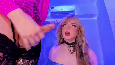 Snapshot of reginarose chatting on 01.29.25 reginarose online show from 01.29.25