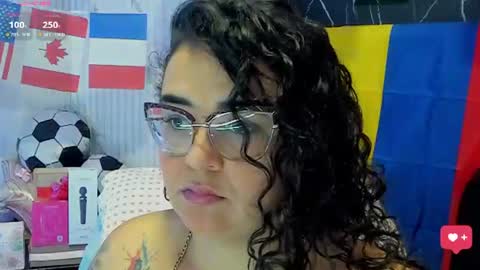 reginavegaa online show from 06.18.26