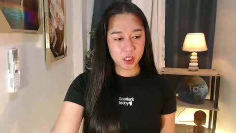 Snapshot of reginethegoddess chatting on 02.12.26 regine online show from 02.12.26