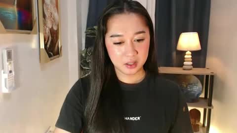 Snapshot of reginethegoddess chatting on 03.01.26 regine online show from 03.01.26