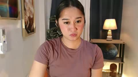 Snapshot of reginethegoddess chatting on 03.04.26 regine online show from 03.04.26