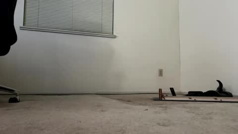 Snapshot of regular03 chatting on 10.27.25 regular03 online show from 10.27.25