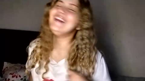 Snapshot of rei_chan26 chatting on 12.28.24 Tania Nixx online show from 12.28.24