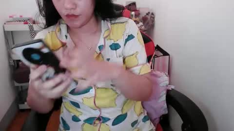 Snapshot of reign2525 chatting on 11.22.25 reign2525 online show from 11.22.25