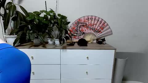 Snapshot of reina_qt chatting on 09.15.25 Reina QT online show from 09.15.25