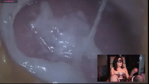 Snapshot of reinacatchile chatting on 09.23.25 Reinacatchile online show from 09.23.25