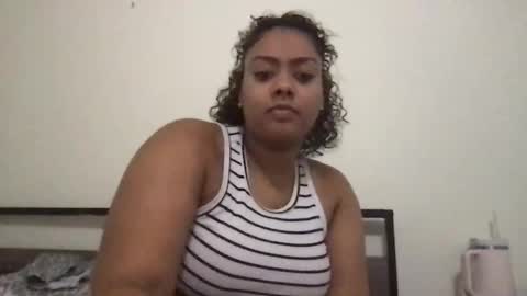 Snapshot of reinarica chatting on 03.27.26 reinarica online show from 03.27.26