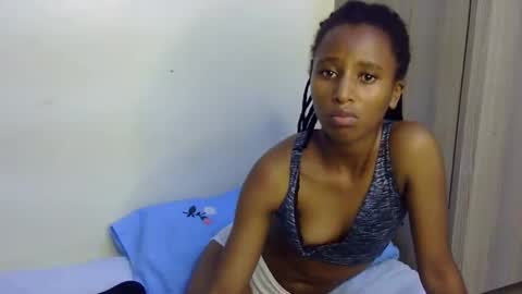 Snapshot of rellings_maya chatting on 01.16.25 rellings-maya online show from 01.16.25