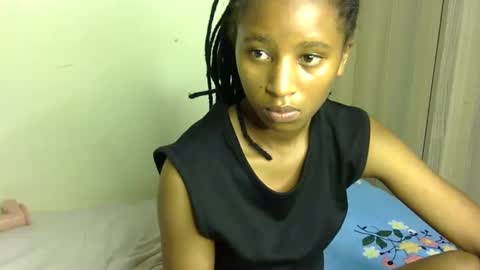 Snapshot of rellings_maya chatting on 01.20.25 rellings-maya online show from 01.20.25