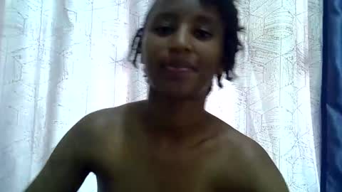 Snapshot of rellings_maya chatting on 10.17.25 rellings-maya online show from 10.17.25