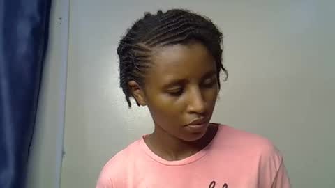 Snapshot of rellings_maya chatting on 10.27.25 rellings-maya online show from 10.27.25