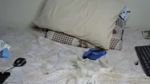 Snapshot of rellings_maya chatting on 11.14.25 rellings-maya online show from 11.14.25