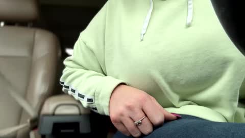 Snapshot of remmissecrets chatting on 01.19.25 remmissecrets online show from 01.19.25