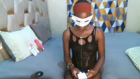 remmyqueen online show from 03.30.26