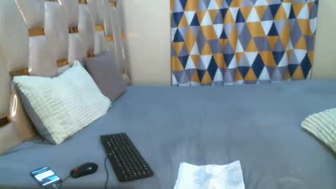 remmyqueen online show from 04.01.26