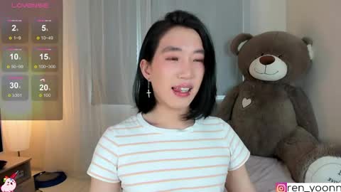 Snapshot of ren_yoonn chatting on 05.28.26 Ren online show from 05.28.26